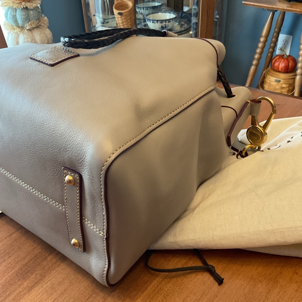 Dooney & Bourke Light Taupe Hattie Drawstring Large - Picture 6 of 16